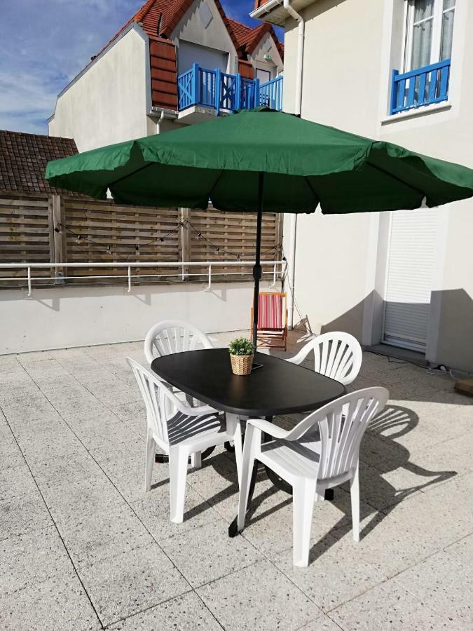 Vie De Famille Apartment Camiers Luaran gambar